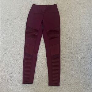 ALO Yoga Maroon Ribbed Leggings